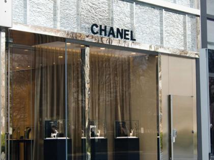 Shop Till You Drop In The USA's Most Expensive Stores | Giant Lottos